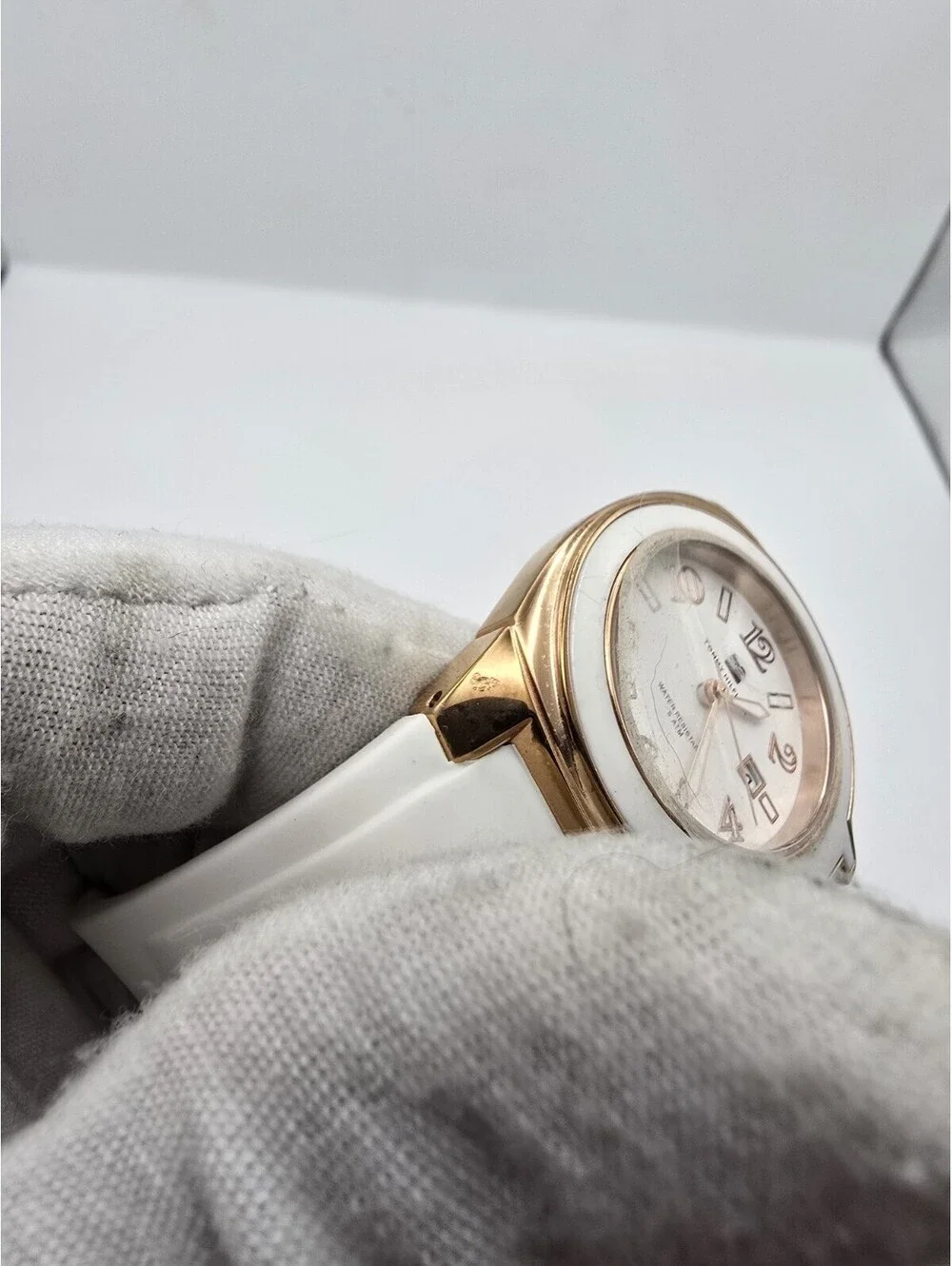 Tommy Hilfiger Gold Bezel Women's White Silicone Strap Watch